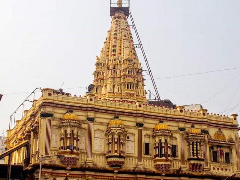 432082530mumba devi temple