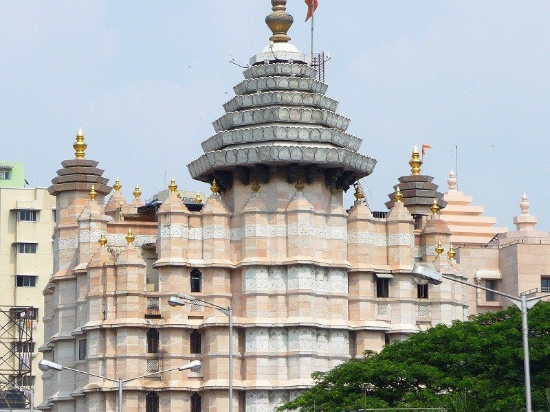 955980594Mumbai Siddivinayak Temple Main
