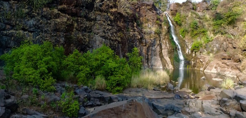 Ninai Waterfall 3