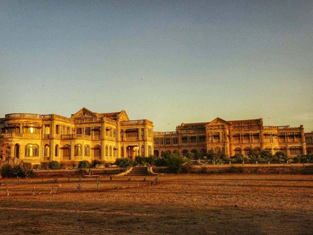 10 Best Places to Visit in Porbandar for History, Beaches & Spirituality 5 huzoor palace 1024x768 1 1