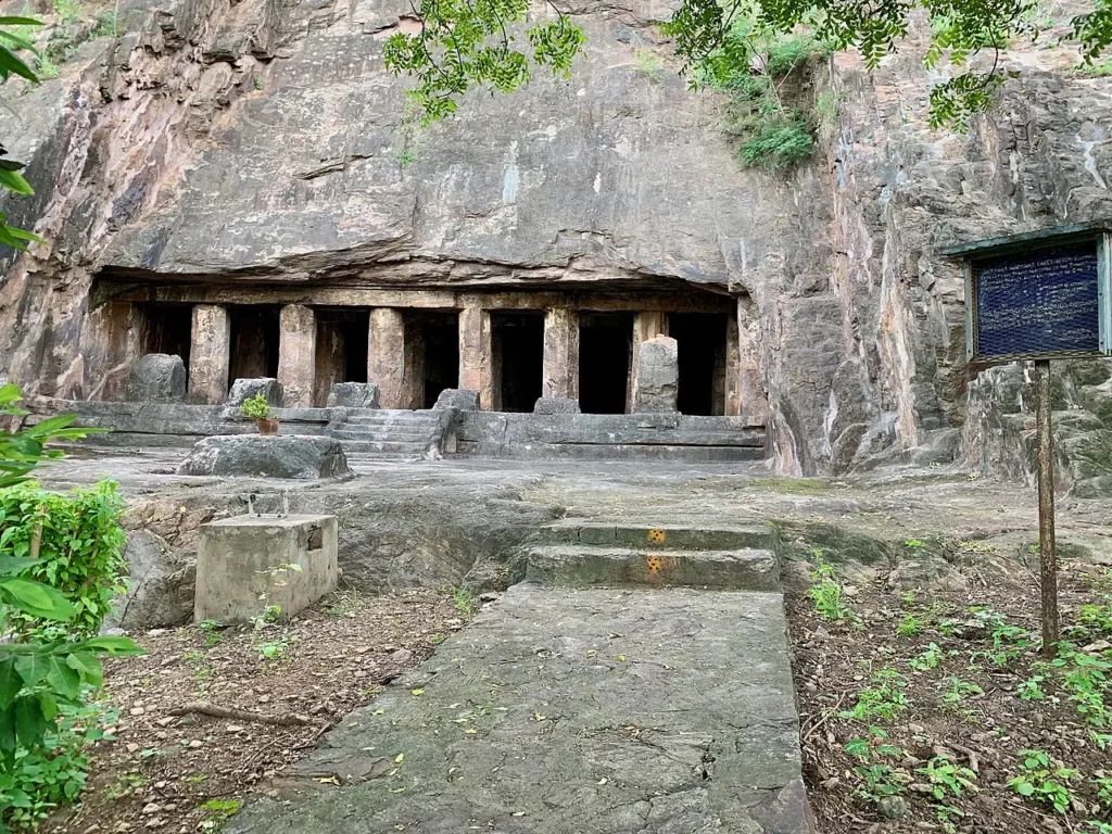 t8z8v5gsxdmdaqtkcafaug1hdz1l 7th century Akkanna Madanna Upper Cave Vijayawada Andhra Pradesh 1