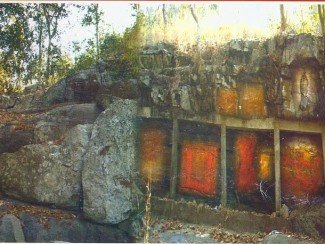 Best Places to Visiting in Kalahandi – Temples, Waterfalls & Wildlife Sanctuaries 4 13729260570