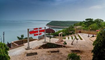 Top 3 Best Places Visiting in Neemuch – Temples, Forts & Nature Escapes 2 2019062060