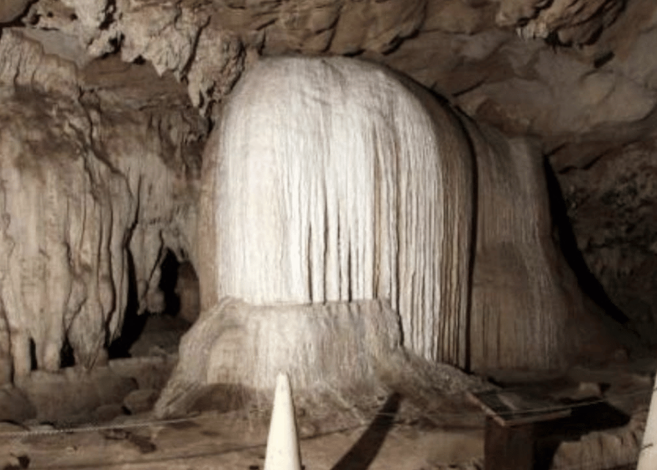 langpangkong caves