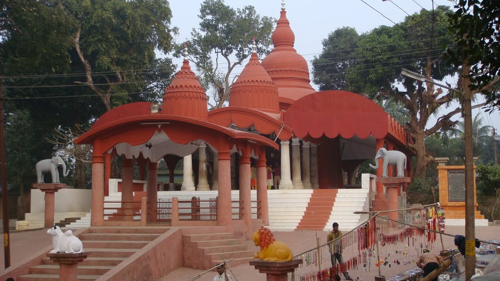 1519467747 Kamaleswari temple1