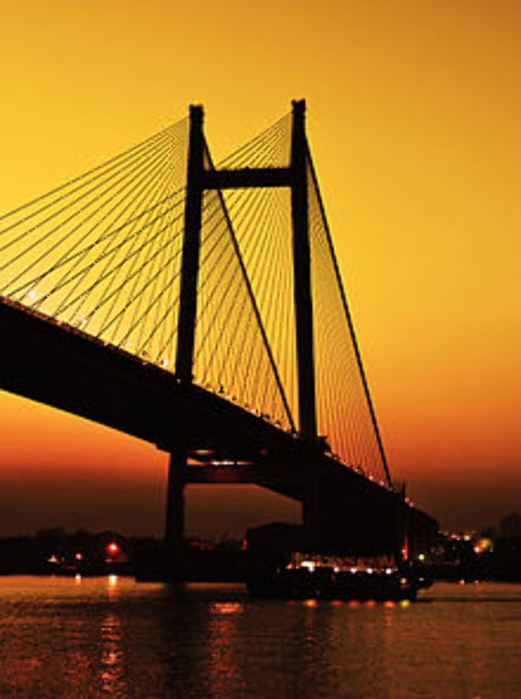 220px Vidyasagar Setu in Kolkata 1510120591t