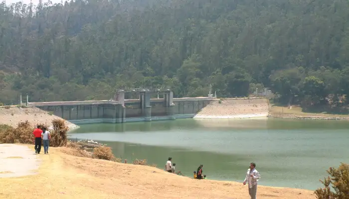 Kamarajar Sagar Lake Dam 1