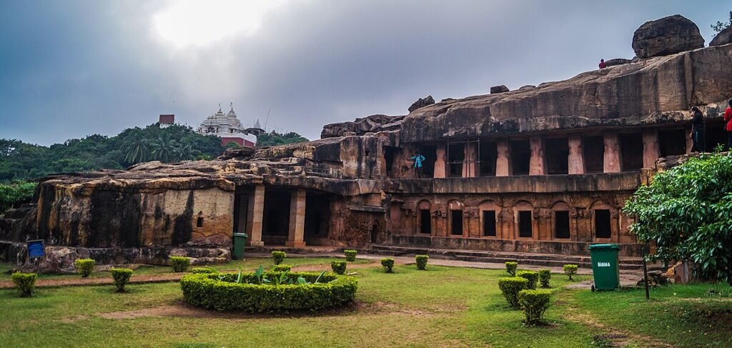 Khandagari and Udaygiri featured image