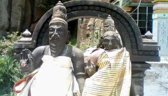 Best Places to Visit in Tenkasi – Explore Temples, Waterfalls & Scenic Spots 6 Thirukutralanathar Temple