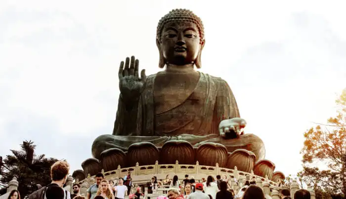 Wat Phra Bat Ming Muang Worawihan 1st Apr