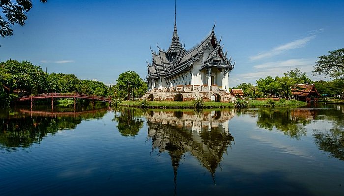 ancient city mueang boran