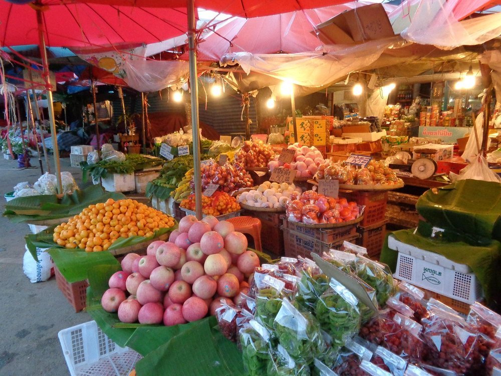 Top 10 Best Places to Visit in Tak – Waterfalls, National Parks & Cultural Sites 6 hilltribe market