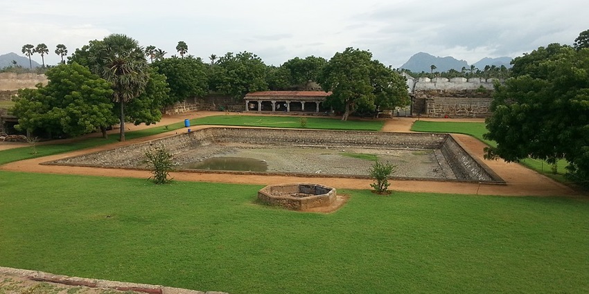vattakottai fort Cover