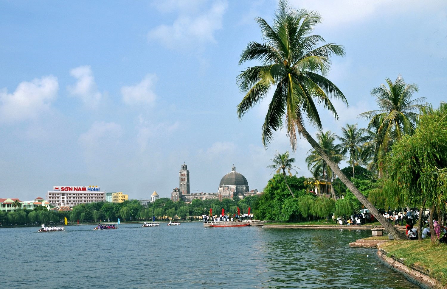 Son Nam Hotel Khoai Dong Church Nam Dinh City Vietnam 1