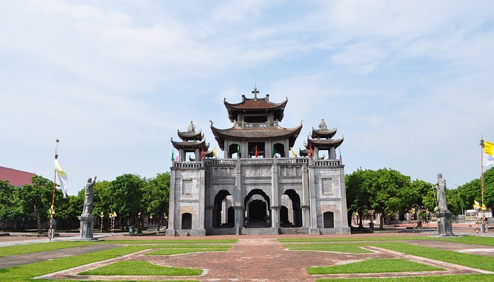 Top 10 Best Places to Visit in Ninh Binh – Trang An, Tam Coc, Hang Mua & More 9 end view