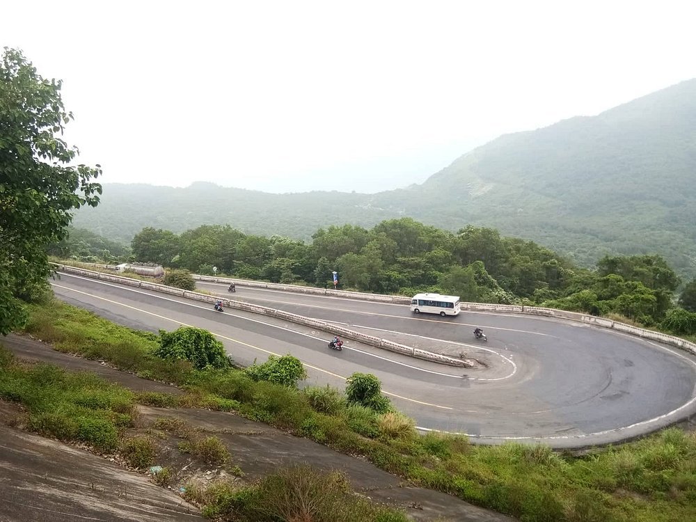 vietlongtravelcom email