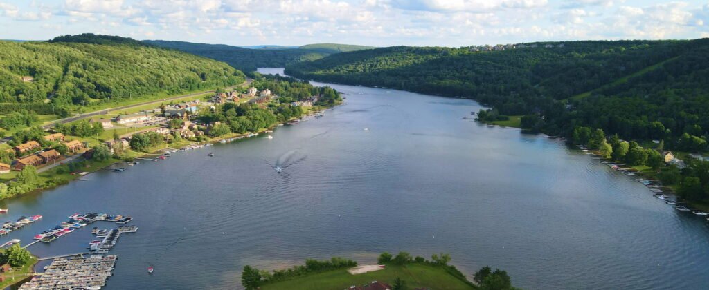 horizontal deep creek lake