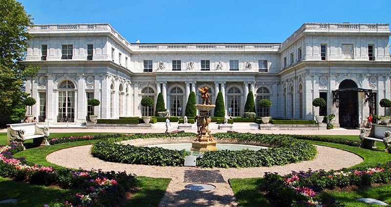 newport mansions 800x424 1