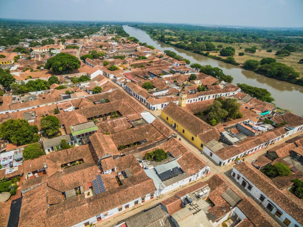 9ffd1c 6bc1e0bbae9d4c0889e62e4bc633c2f7mv2