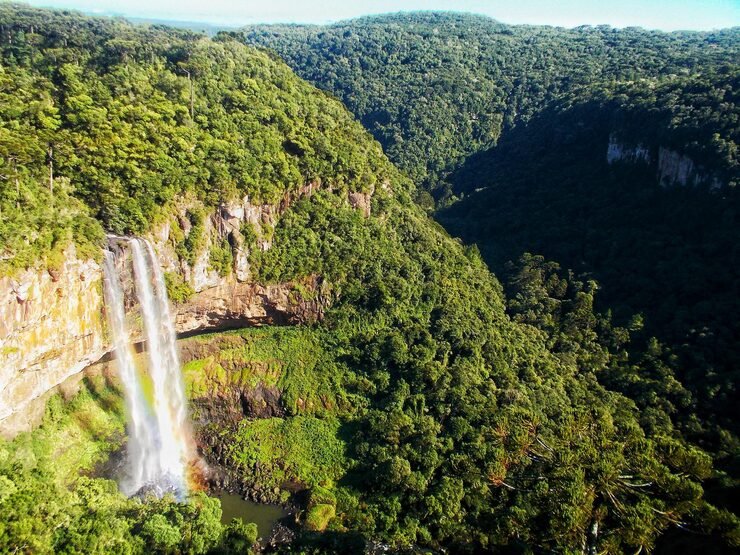 scenic view waterfall forest 1048944 16777783