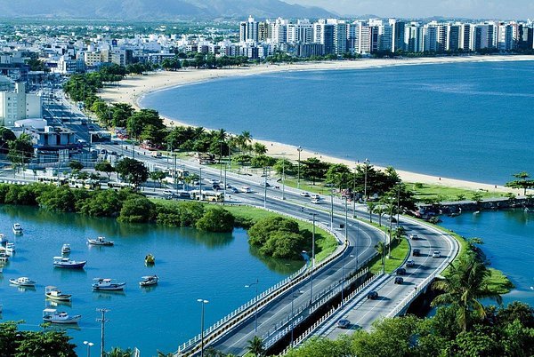 Top 5 Tourist Places in Espírito Santo, Brazil 4 vista da praia de camburi