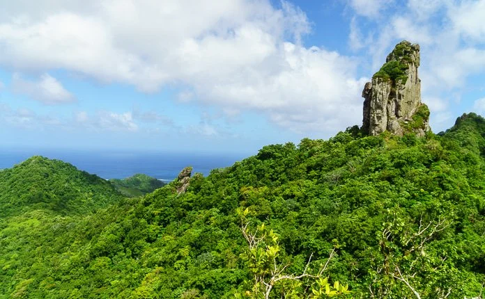 Hiking Rarotonga 3