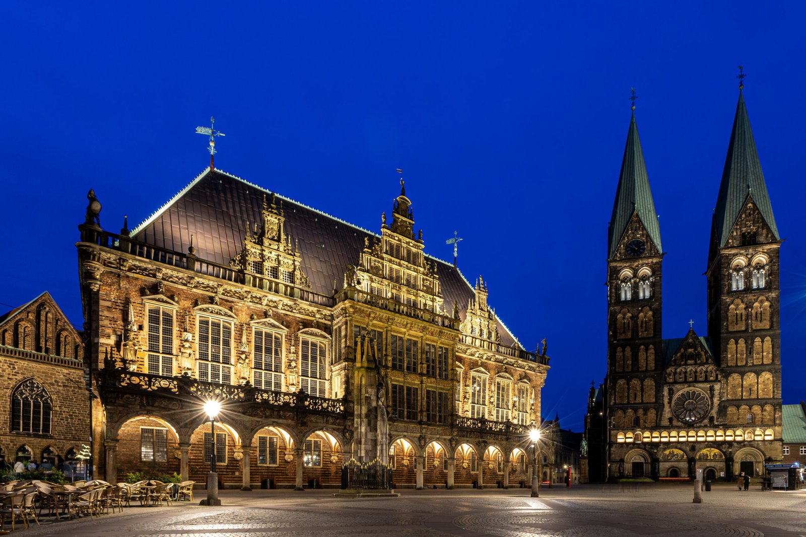Bremen Rathaus Roland und Dom blaue Stunde 2024 msu 8259 .3jpg scaled