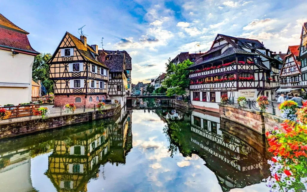 g52niodwa5lgotgs1pmkp3moh9tw Exploring Petite France Strasbou