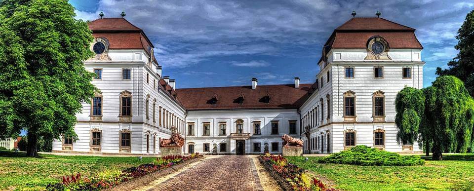 Best Place to visit in Pápa 1 papakastely