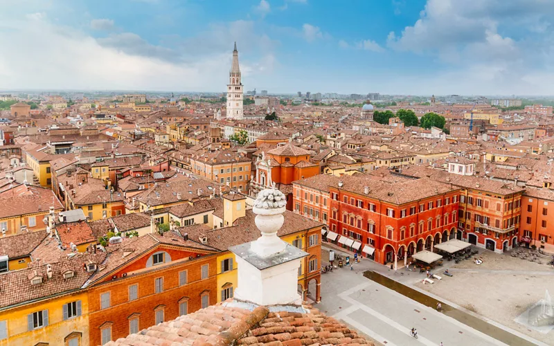 1600X1000 storia e curiosita su modena 1 3
