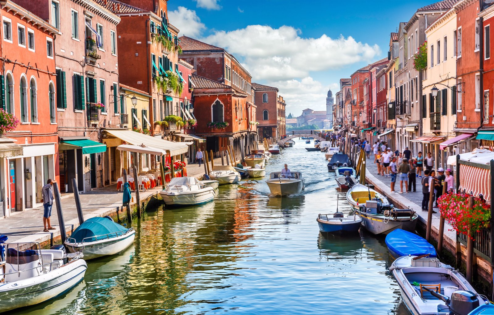 shutterstock 720444505 5000x3184 1 scaled