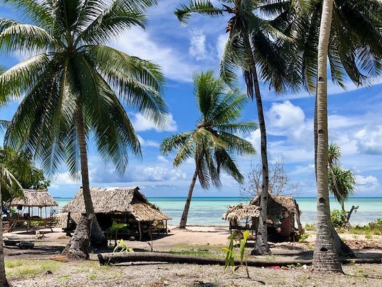 walking along abaiang